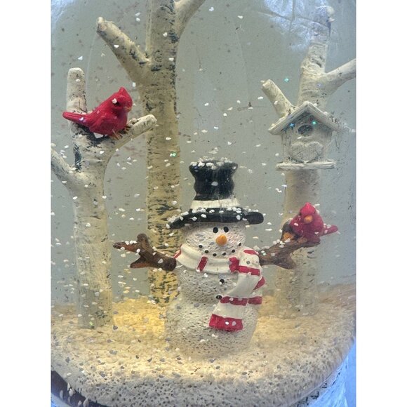 CHristmas Snowman Winter Scene Snow Globe White Base & Glitter Accents READ - Picture 7 of 7